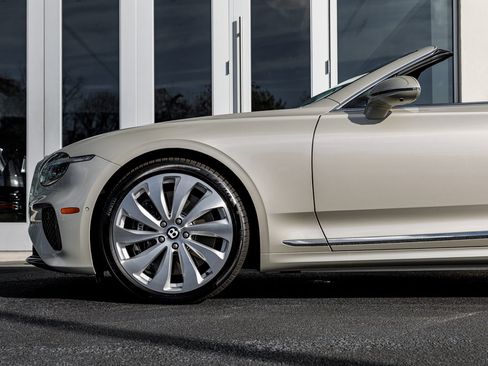 New 2026 Bentley Continental GTC image 12