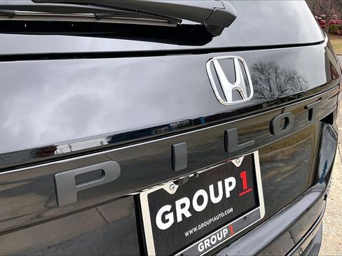 New 2026 Honda Pilot Sport image 15