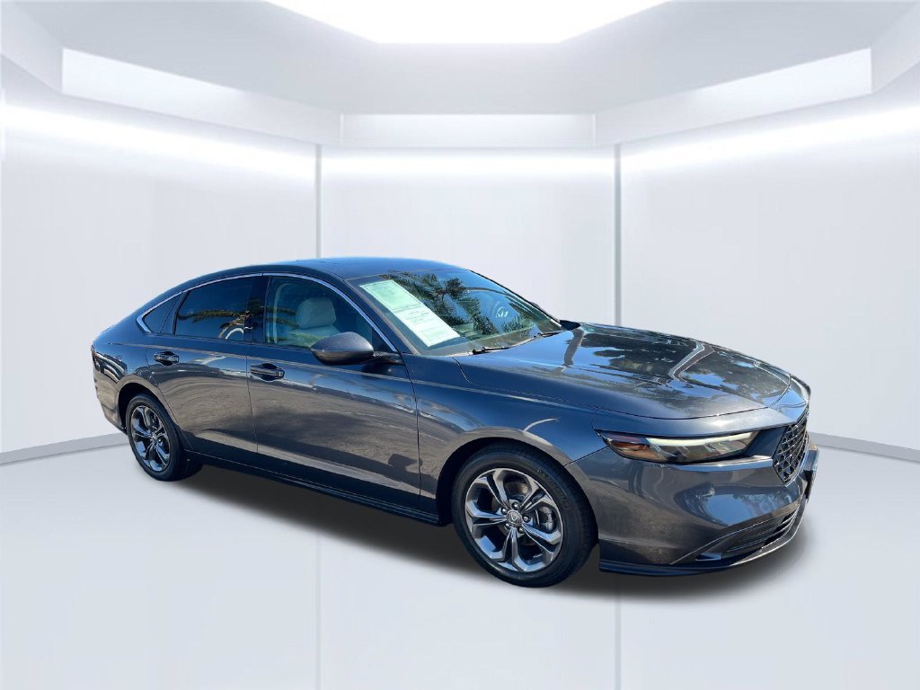 Certified 2023 Honda Accord EX image 7