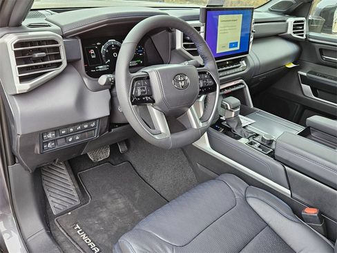 New 2025 Toyota Tundra Platinum AWD/4WD image 8