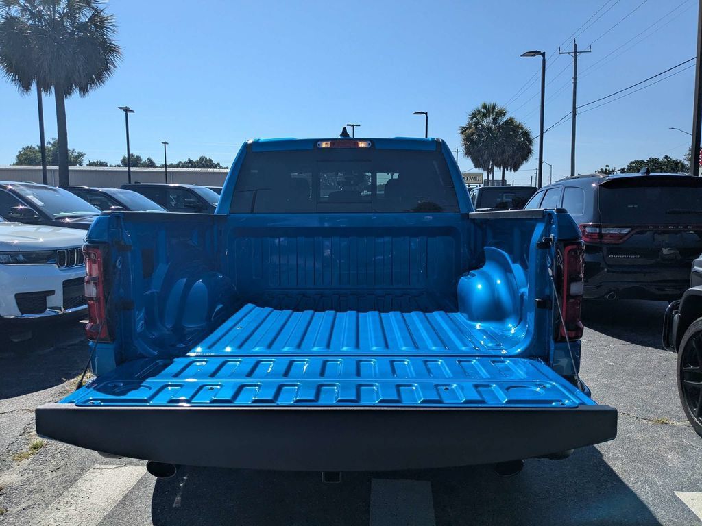 New 2026 RAM 1500 Big Horn AWD/4WD image 11