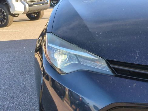 Certified 2018 Toyota Corolla LE image 9