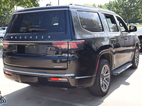 Used 2024 Jeep Wagoneer Series II w/ Flexible Seating Group AWD/4WD image 3