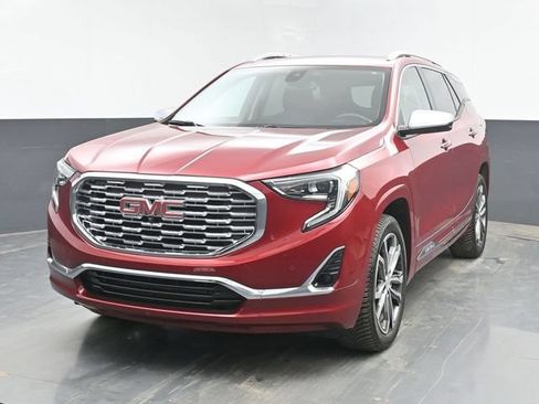 Used 2018 GMC Terrain Denali w/ Advanced Safety Package AWD/4WD image 5