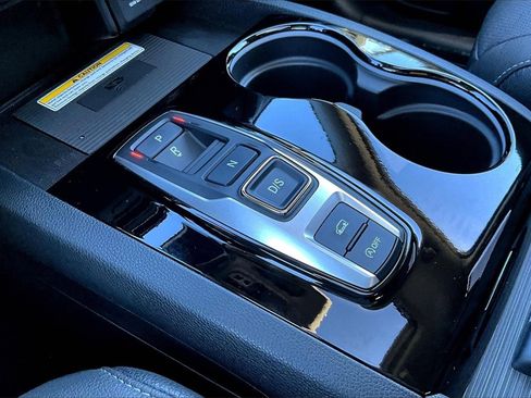 Used 2022 Honda Pilot Elite image 32