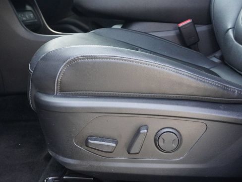 Used 2025 Hyundai Tucson Limited AWD/4WD image 31