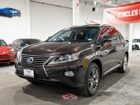 Used 2013 Lexus RX 450h Base w/ Navigation Pkg image 3