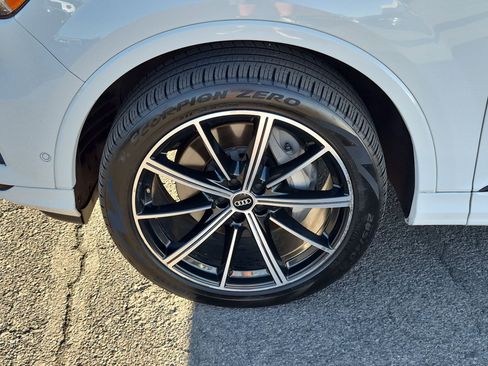 Used 2021 Audi Q7 3.0T Premium Plus AWD/4WD image 13