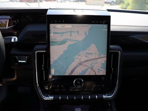 New 2026 GMC Yukon Elevation image 18