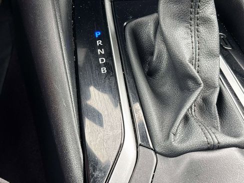 Used 2024 Toyota Corolla LE FWD image 24