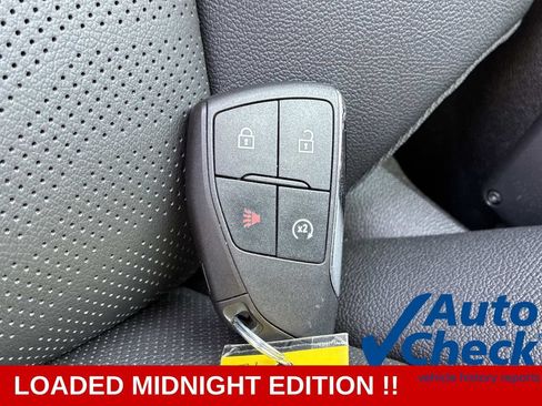 Used 2025 Chevrolet Colorado Z71 w/ Midnight Edition AWD/4WD image 10