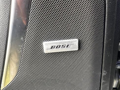 Used 2022 GMC Yukon SLT image 7