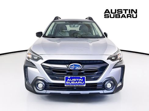 Certified 2025 Subaru Outback Premium AWD/4WD image 3