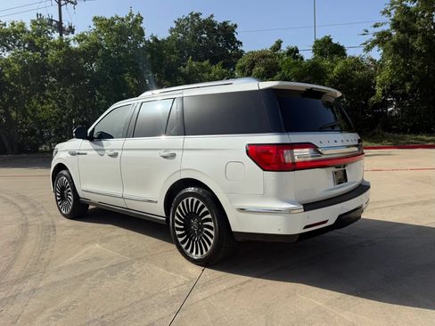 Used 2021 Lincoln Navigator Black Label w/ Cargo Convenience Package AWD/4WD image 4
