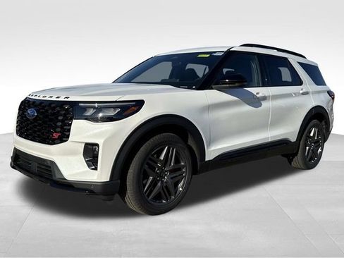 New 2026 Ford Explorer ST image 4