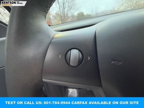 Used 2022 Tesla Model Y Performance image 19