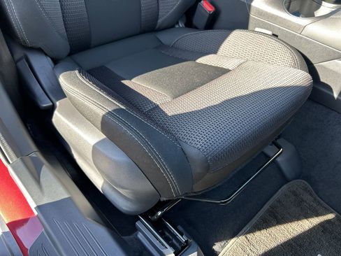 Used 2025 Subaru Outback Premium w/ Popular Package #1A image 14