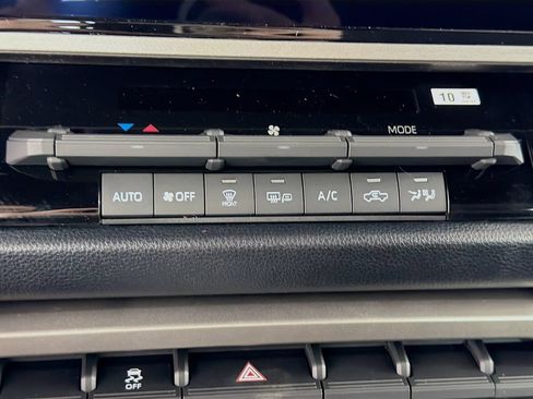 New 2026 Toyota Tundra SR5 AWD/4WD image 15