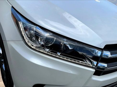Used 2019 Toyota Highlander Limited Platinum AWD/4WD image 35