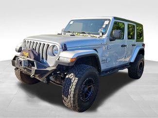 Used 2022 Jeep Wrangler Unlimited Sahara w/ Cold Weather Group video 2