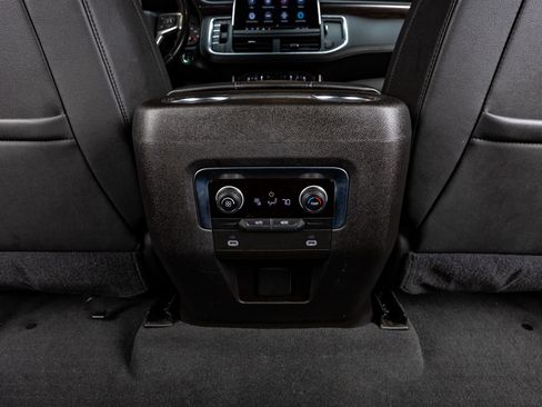 Used 2021 Chevrolet Tahoe Z71 image 33