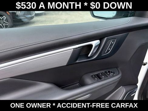 Used 2025 Buick Enclave Preferred AWD/4WD image 13