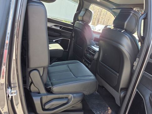 New 2026 Jeep Grand Wagoneer Limited image 15