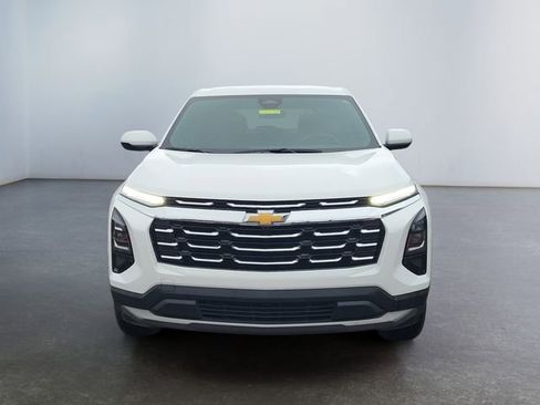 Used 2026 Chevrolet Equinox LT image 9