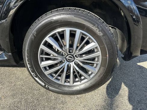 Used 2024 Nissan Armada SL AWD/4WD image 14