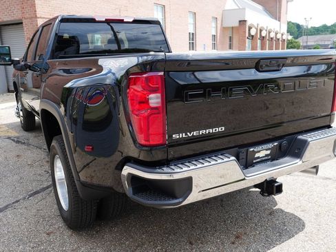New 2026 Chevrolet Silverado 3500 W/T AWD/4WD image 6