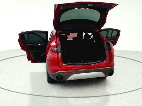 Used 2022 Alfa Romeo Stelvio Ti AWD/4WD image 13