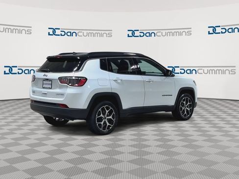 New 2026 Jeep Compass Limited AWD/4WD image 8