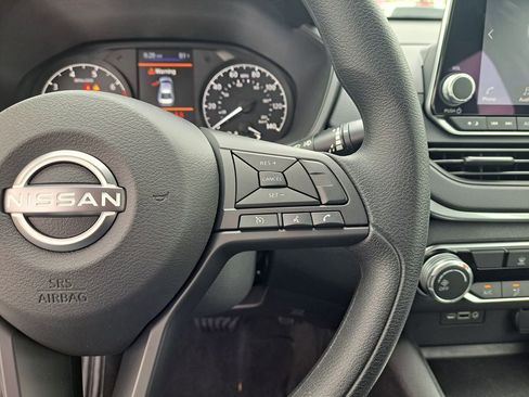 Certified 2025 Nissan Altima 2.5 S image 19