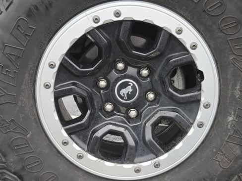 Used 2022 Ford Bronco Big Bend image 9