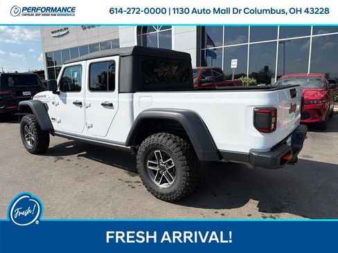 Used 2026 Jeep Gladiator Mojave w/ Safety Group AWD/4WD image 6