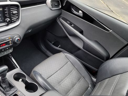 Used 2019 Kia Sorento SX AWD/4WD image 23