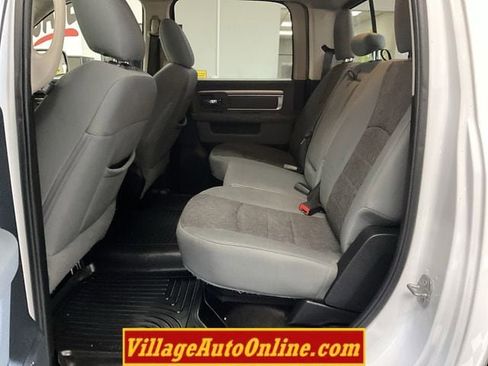 Used 2017 RAM 1500 Big Horn AWD/4WD image 24