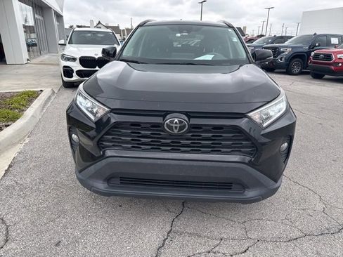 Used 2020 Toyota RAV4 XLE image 5