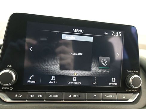 Used 2023 Nissan Rogue SV image 19