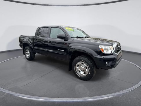 Used 2012 Toyota Tacoma 4x4 Double Cab w/ SR5 Pkg image 5