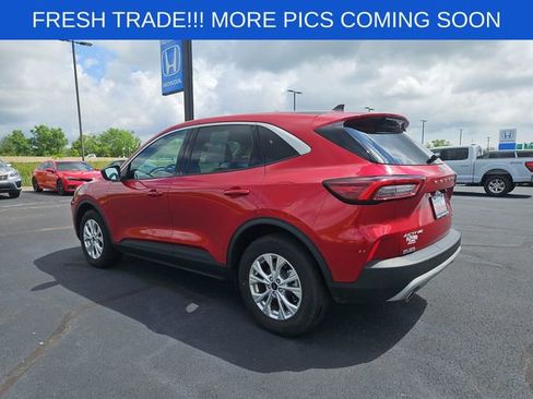 Used 2023 Ford Escape Active AWD/4WD image 4
