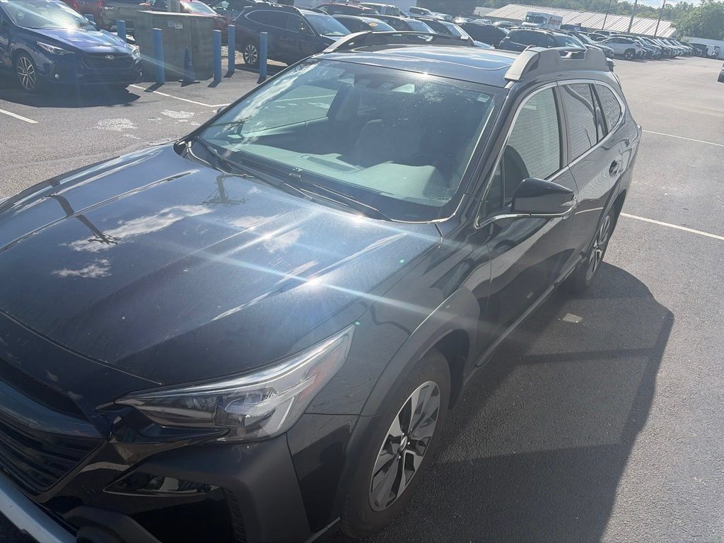 Used 2024 Subaru Outback Limited AWD/4WD image 2