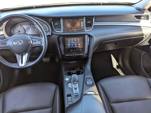 Used 2019 INFINITI QX50 Luxe w/ Navigation Package image 18