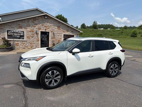Used 2023 Nissan Rogue SV w/ SV Premium B Package AWD/4WD image 3