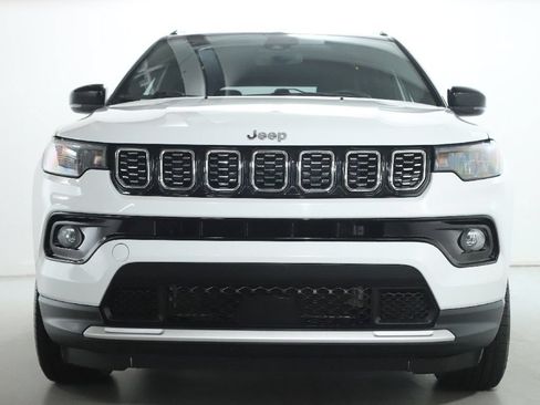 Used 2025 Jeep Compass Limited AWD/4WD image 5