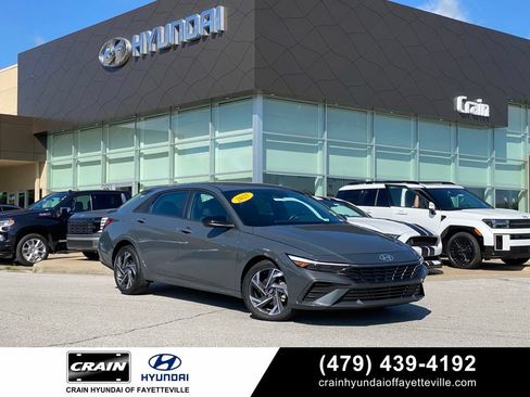 Used 2025 Hyundai Elantra Sport FWD image 1