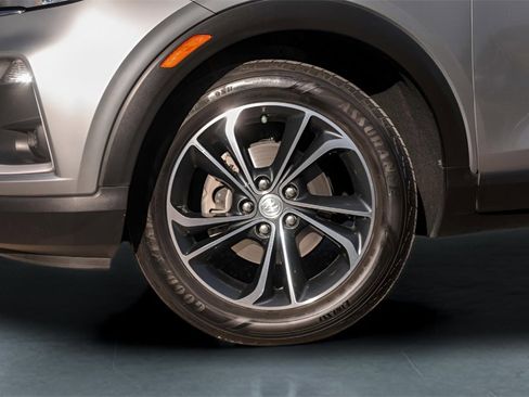 Used 2023 Buick Encore GX Select image 4