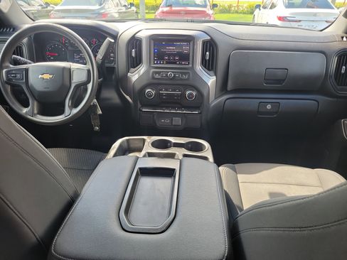Used 2021 Chevrolet Silverado 1500 Custom image 16