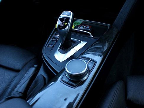 Used 2017 BMW 330i Sedan w/ Driver Assistance Package image 12