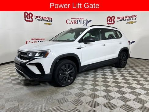 Used 2024 Volkswagen Taos S image 4